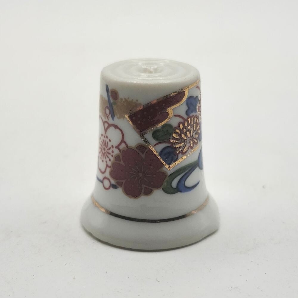 Kutani Japanese Porcelain Thimble Floral Gold Gilt Miniature Sewing Collectible